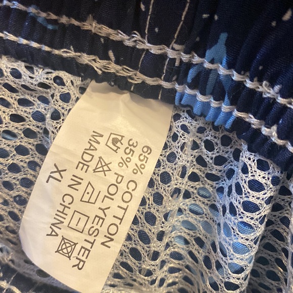 Sailboat print swim trunks size XL - Picture 3 of 3